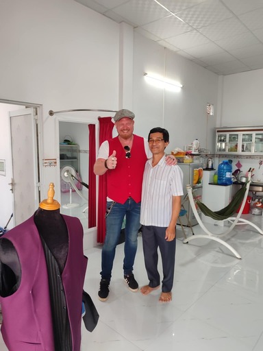 Xem ảnh  của khách hàng - Anh Tailor